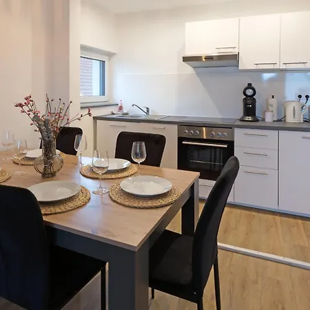 Apartment Casa 2 *